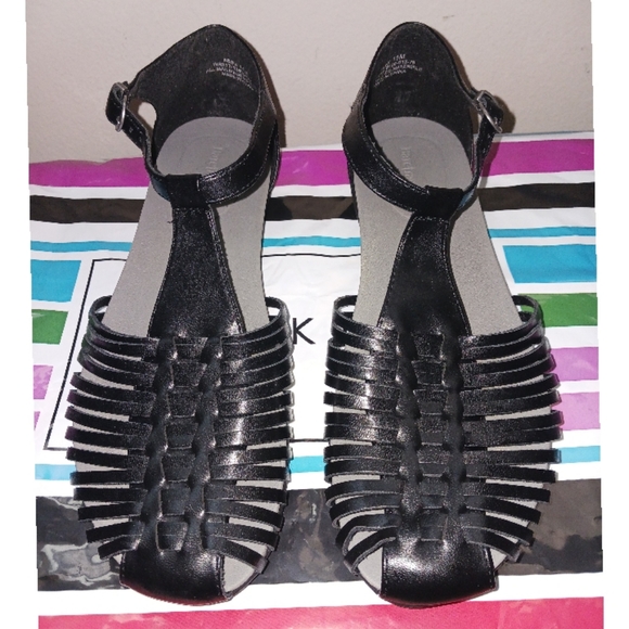 Fabulously Cute Sandals Clearance 